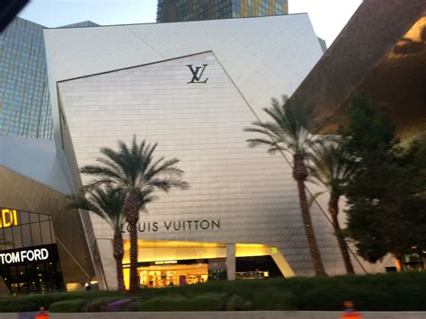 buying louis vuitton in vegas|louis vuitton las vegas strip.